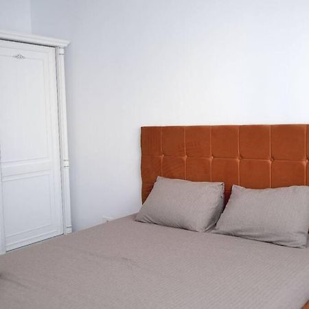 Eliza'S Apartment By Oasis Homes Oradea Ngoại thất bức ảnh