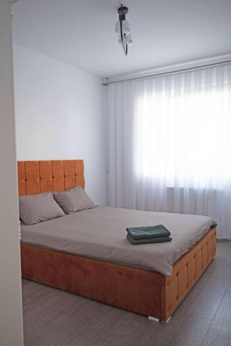 Eliza'S Apartment By Oasis Homes Oradea Ngoại thất bức ảnh