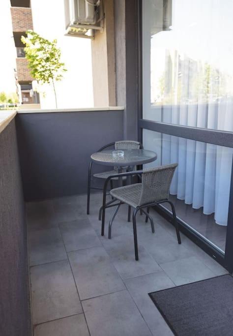 Eliza'S Apartment By Oasis Homes Oradea Ngoại thất bức ảnh